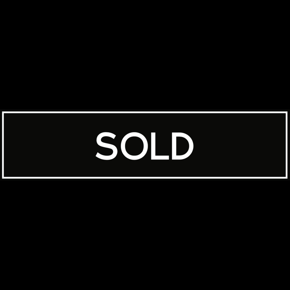 ⚫️ SOLD ⚫️